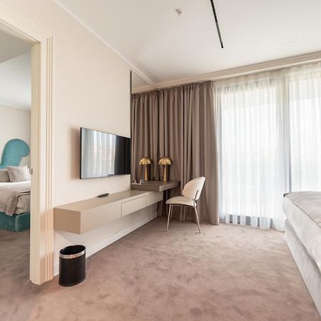 New Belgrade Premium Hotel Εξωτερικό φωτογραφία