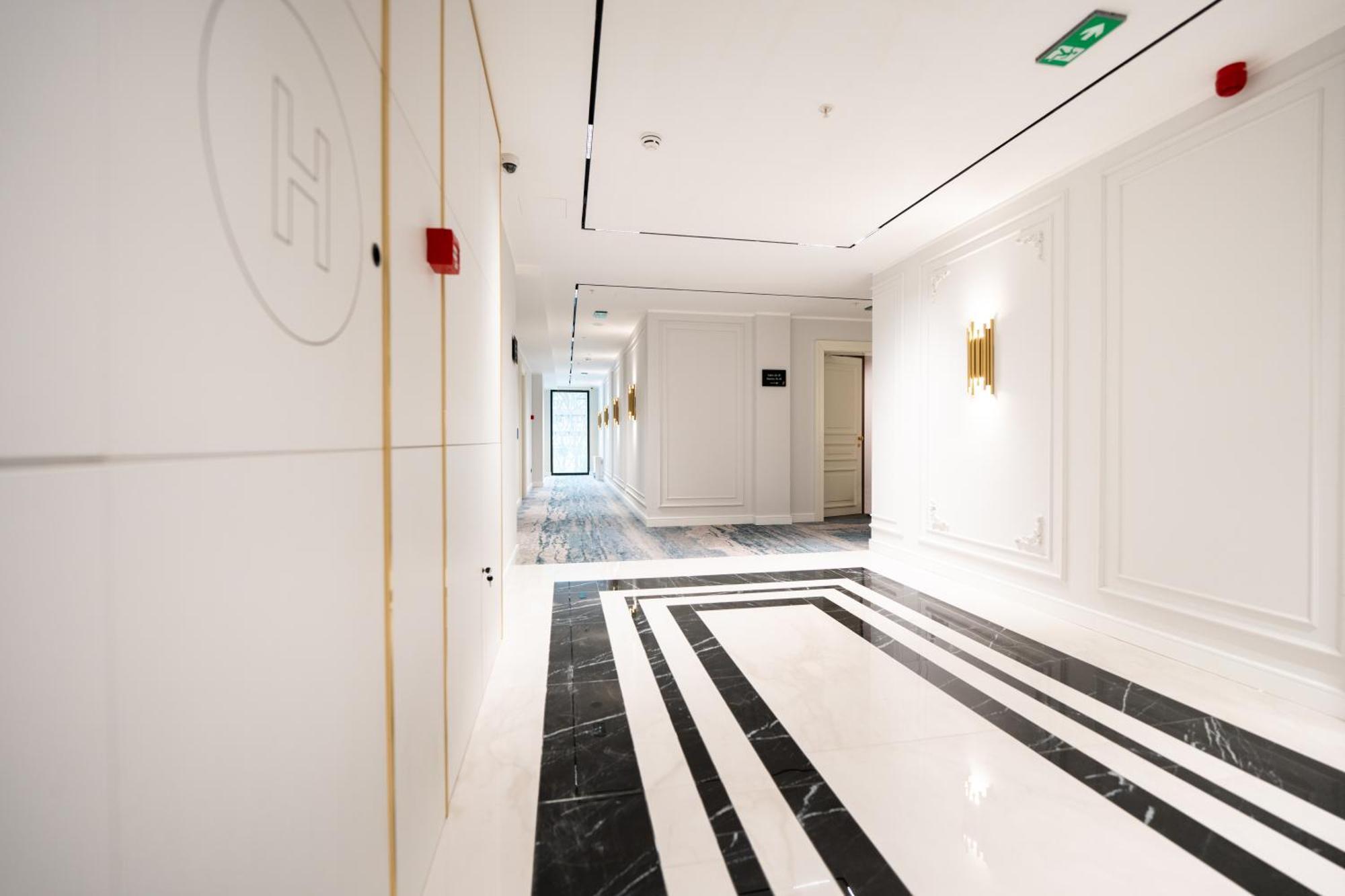 New Belgrade Premium Hotel Εξωτερικό φωτογραφία