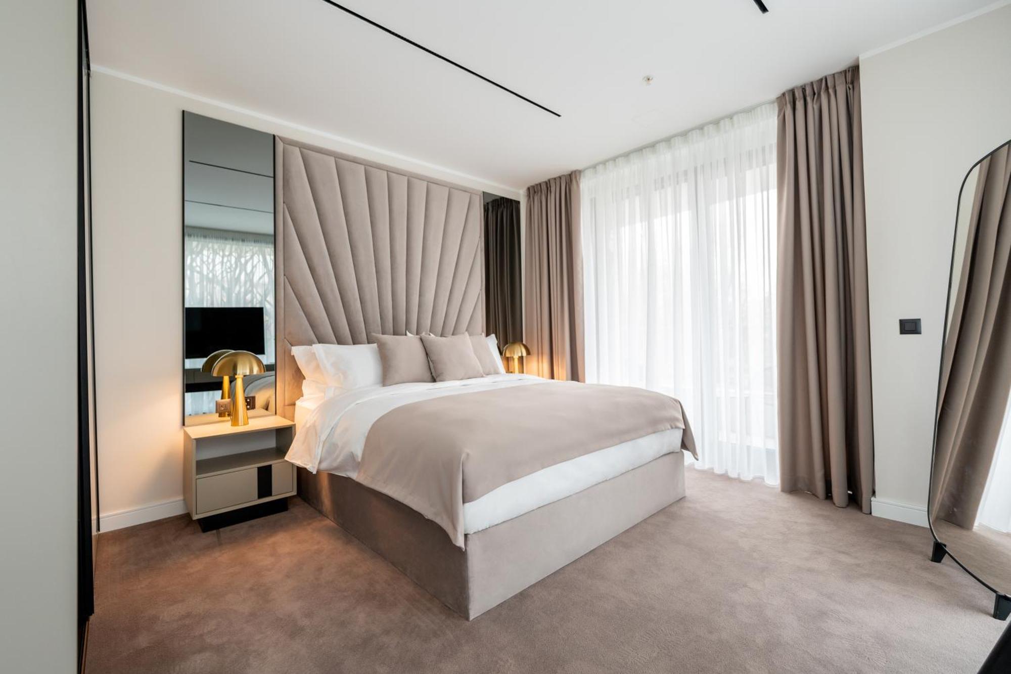 New Belgrade Premium Hotel Εξωτερικό φωτογραφία