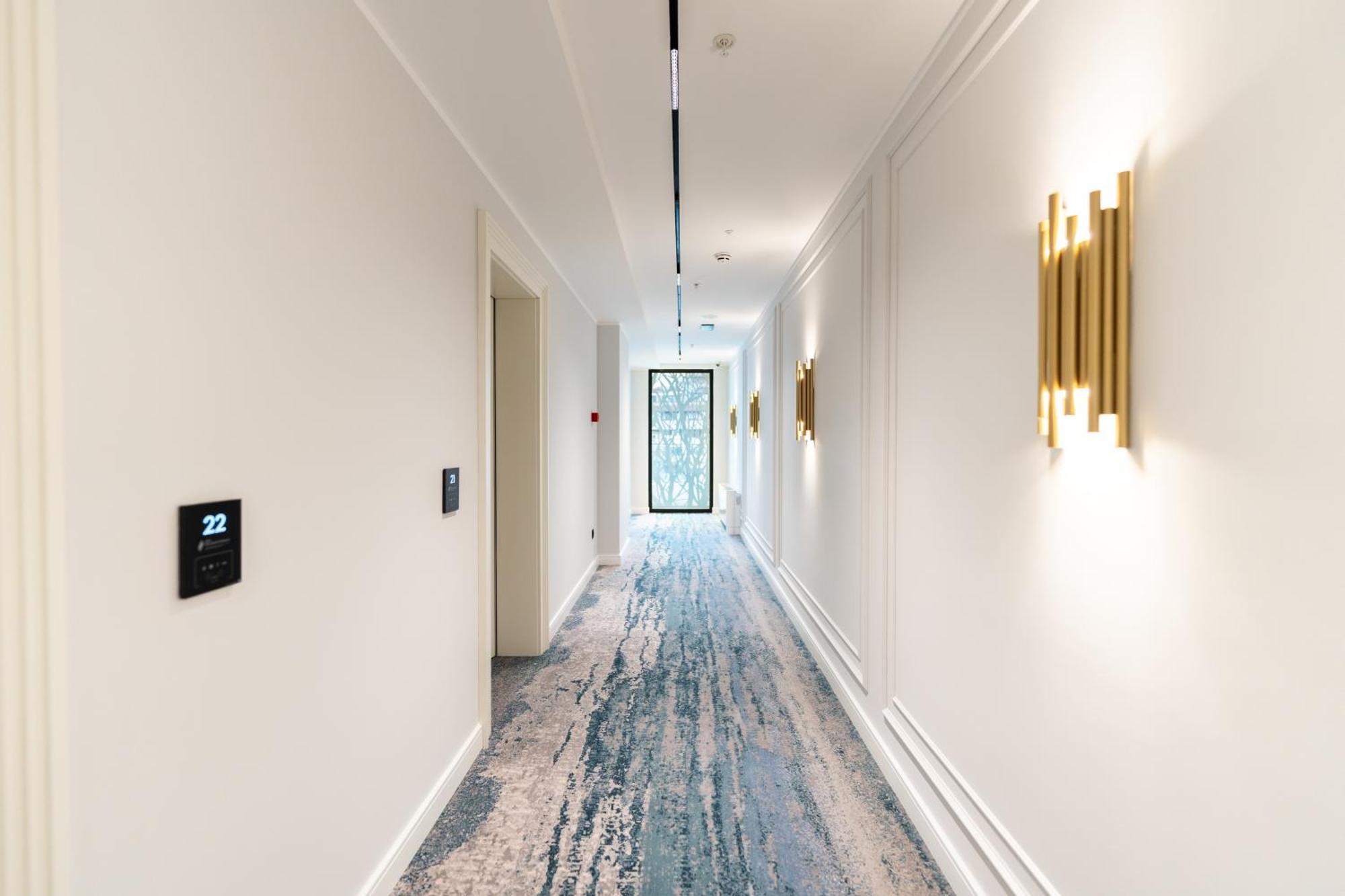 New Belgrade Premium Hotel Εξωτερικό φωτογραφία