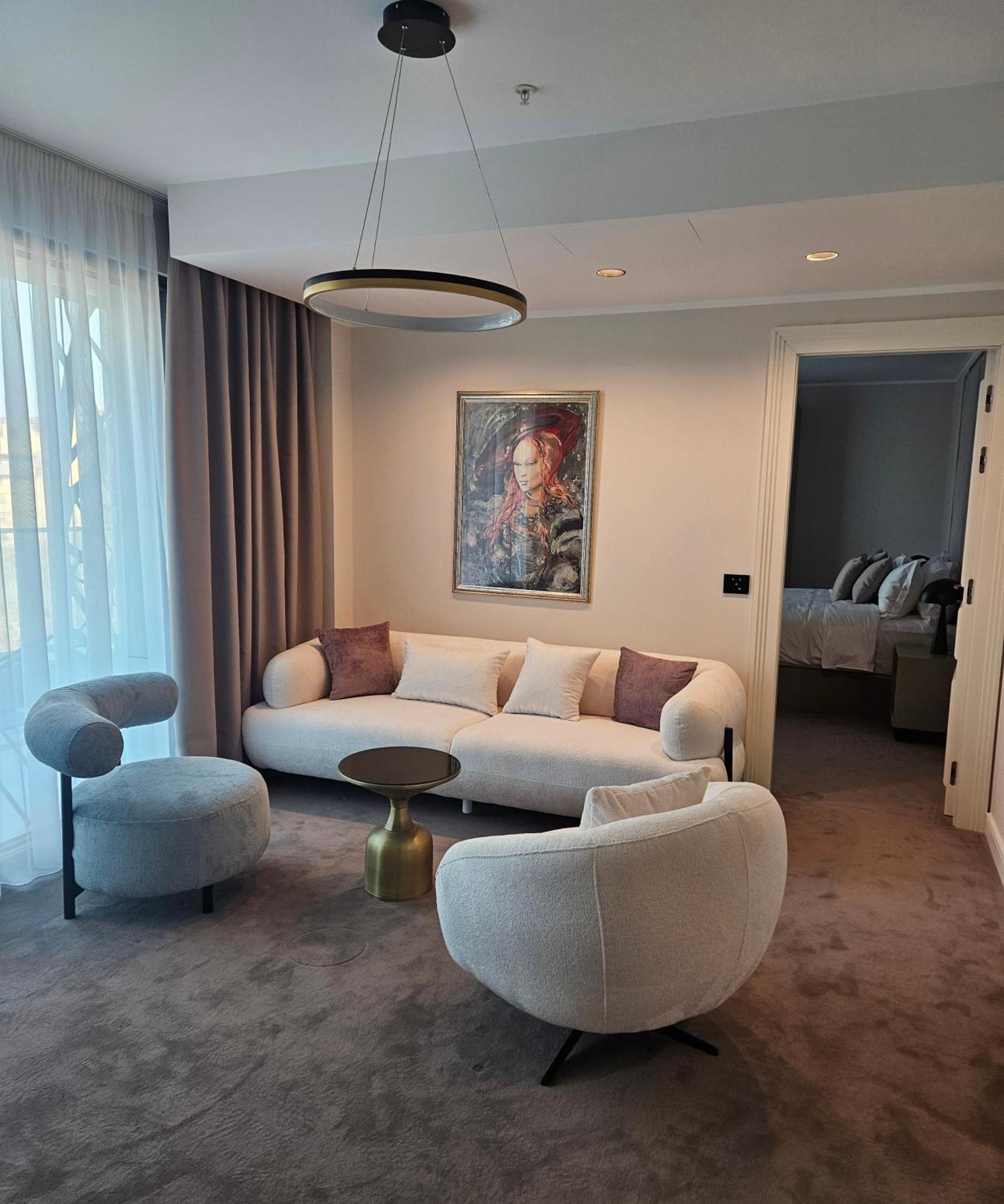 New Belgrade Premium Hotel Εξωτερικό φωτογραφία